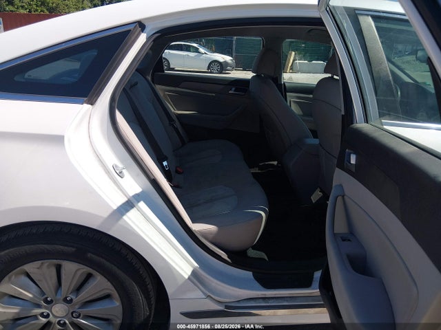 Продаж на аукціоні авто 2016 Hyundai Sonata Hybrid Se, vin: KMHE24L12GA009357, номер лоту: 45971856