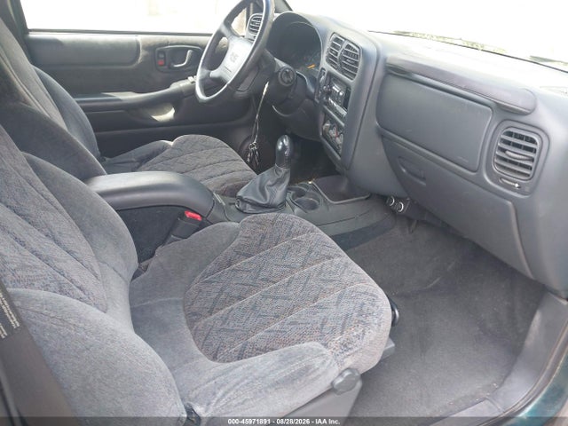 Aukcja sprzedaży 1998 Gmc Jimmy Sle, vin: 1GKDT13W8W2543726, numer aukcji: 45971891