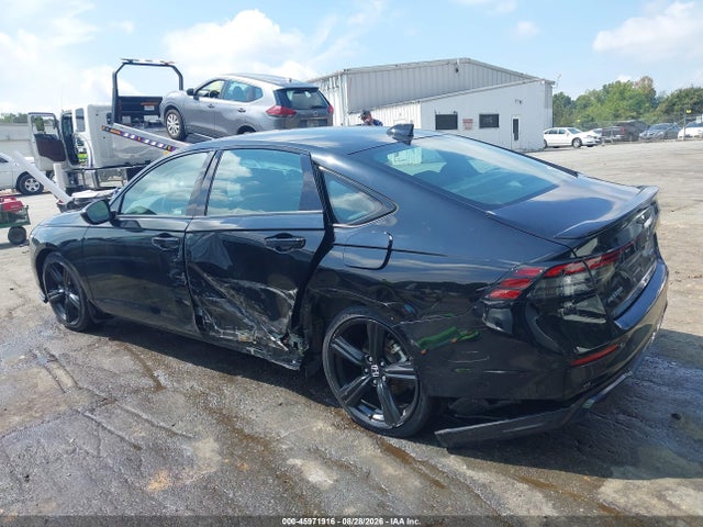 Продажа на аукционе авто 2023 Honda Accord Hybrid Sport-l, vin: 1HGCY2F7XPA070701, номер лота: 45971916