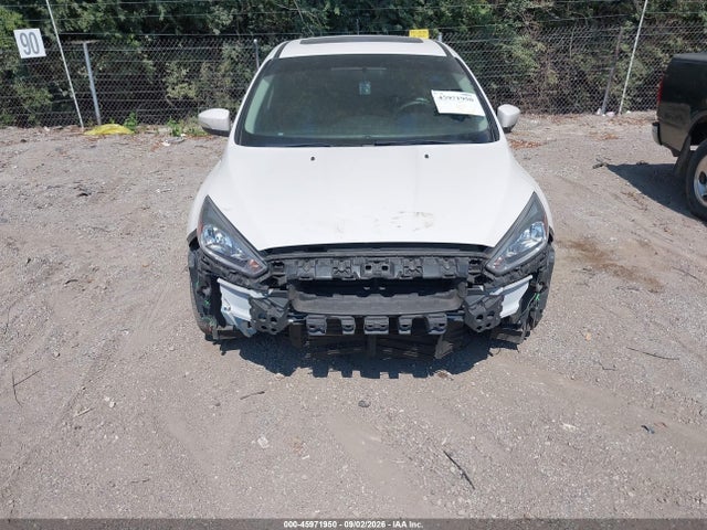 45971950 :رقم المزاد ، 1FADP3J26HL203070 vin ، 2017 Ford Focus Titanium مزاد بيع
