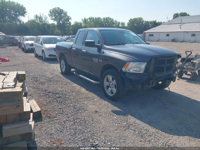 45971981 :رقم المزاد ، 1C6RR7GT8HS774025 vin ، 2017 Ram 1500 Big Horn  4x4 6'4 Box مزاد بيع