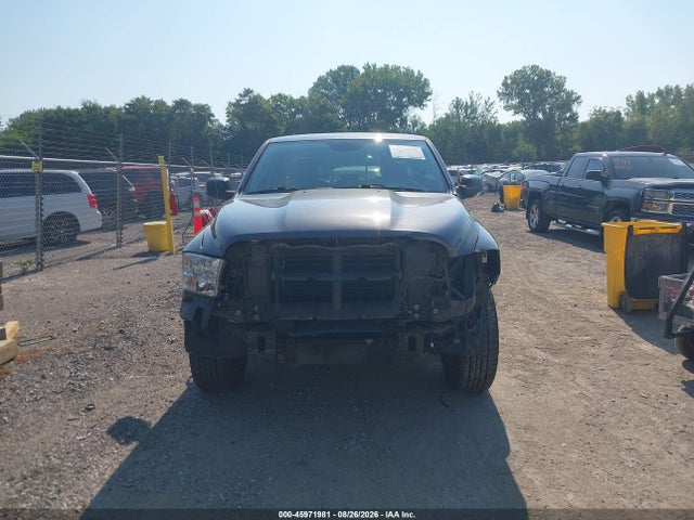 45971981 :رقم المزاد ، 1C6RR7GT8HS774025 vin ، 2017 Ram 1500 Big Horn  4x4 6'4 Box مزاد بيع