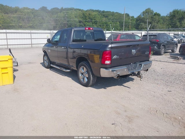 45971981 :رقم المزاد ، 1C6RR7GT8HS774025 vin ، 2017 Ram 1500 Big Horn  4x4 6'4 Box مزاد بيع