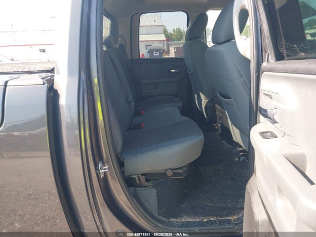 45971981 :رقم المزاد ، 1C6RR7GT8HS774025 vin ، 2017 Ram 1500 Big Horn  4x4 6'4 Box مزاد بيع