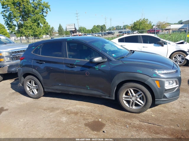 2020 Hyundai Kona Se მანქანა იყიდება აუქციონზე, vin: KM8K12AA5LU578550, აუქციონის ნომერი: 45971989