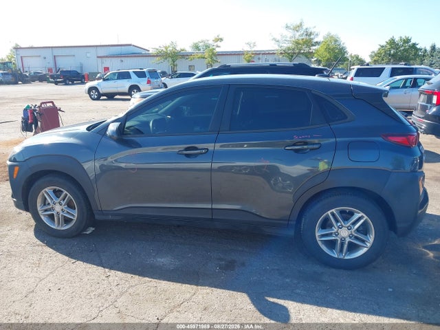 2020 Hyundai Kona Se მანქანა იყიდება აუქციონზე, vin: KM8K12AA5LU578550, აუქციონის ნომერი: 45971989