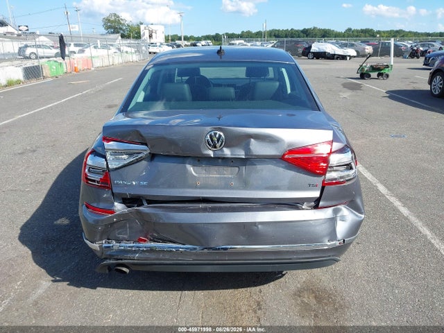2016 Volkswagen Passat 1.8t Se მანქანა იყიდება აუქციონზე, vin: 1VWBT7A38GC031780, აუქციონის ნომერი: 45971998