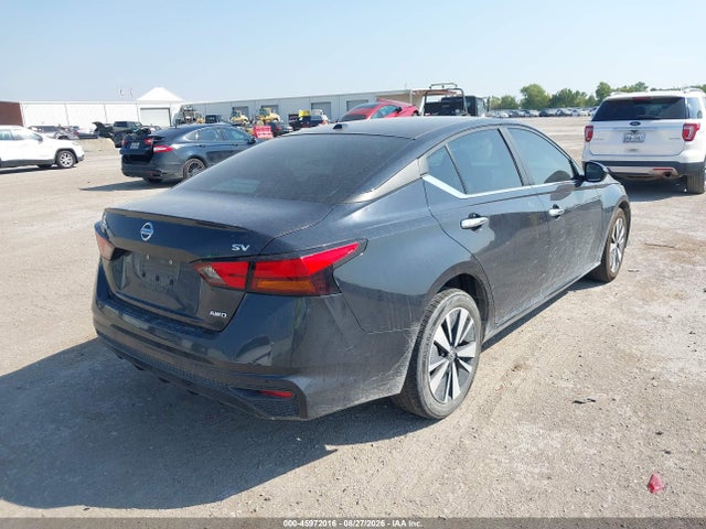 Продаж на аукціоні авто 2021 Nissan Altima Sv Intelligent Awd, vin: 1N4BL4DW7MN304320, номер лоту: 45972016