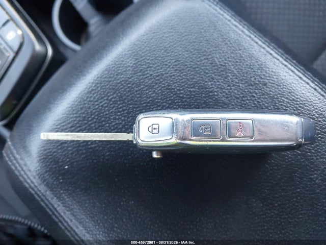 Auction sale of the 2023 Kia Sportage Lx, vin: KNDPUCAFXP7166230, lot number: 45972081