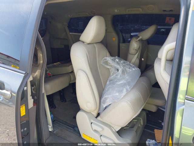 45972139 :رقم المزاد ، 5TDYK3DC9DS365136 vin ، 2013 Toyota Sienna Xle V6 8 Passenger مزاد بيع