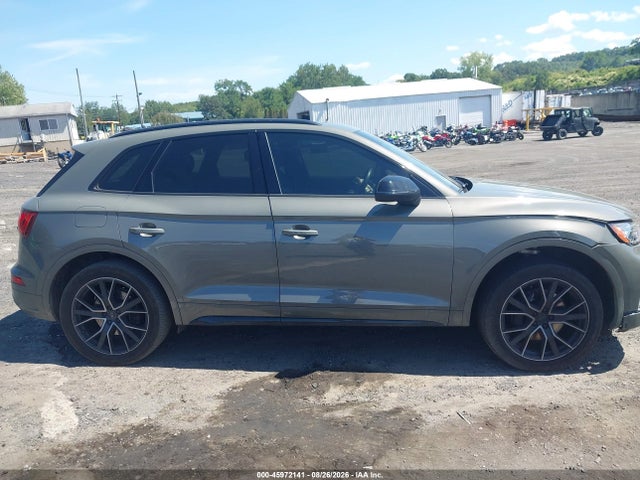 2023 Audi Sq5 Premium Plus Tfsi Quattro Tiptronic მანქანა იყიდება აუქციონზე, vin: WA1B4AFY0P2072390, აუქციონის ნომერი: 45972141