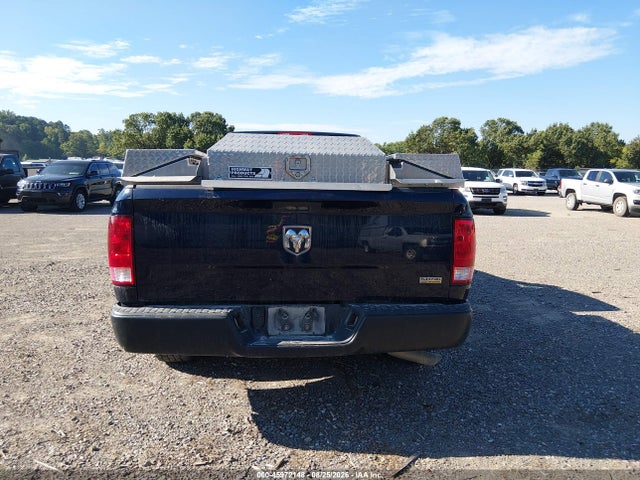 45972148 :رقم المزاد ، 3C6JR6DG5KG503940 vin ، 2019 Ram 1500 Classic Tradesman  4x2 8' Box مزاد بيع