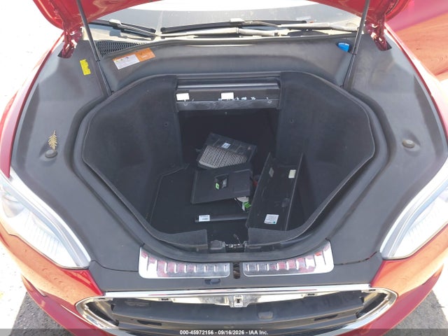 45972156 :رقم المزاد ، 5YJSA1CPXDFP09546 vin ، 2013 Tesla Model S Performance مزاد بيع