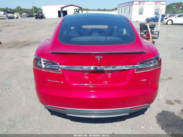 45972156 :رقم المزاد ، 5YJSA1CPXDFP09546 vin ، 2013 Tesla Model S Performance مزاد بيع