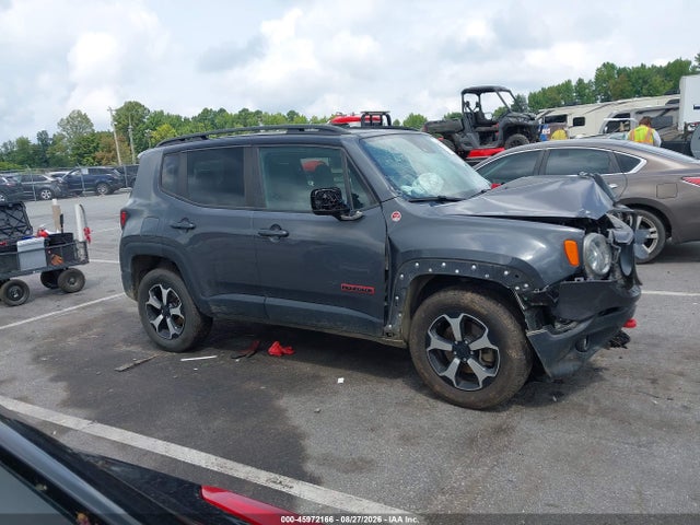 Продаж на аукціоні авто 2022 Jeep Renegade Trailhawk 4x4, vin: ZACNJDC15NPN82769, номер лоту: 45972166