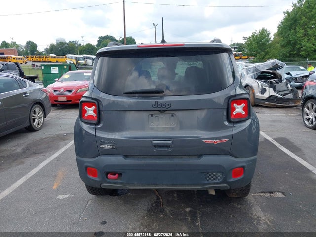 Продаж на аукціоні авто 2022 Jeep Renegade Trailhawk 4x4, vin: ZACNJDC15NPN82769, номер лоту: 45972166