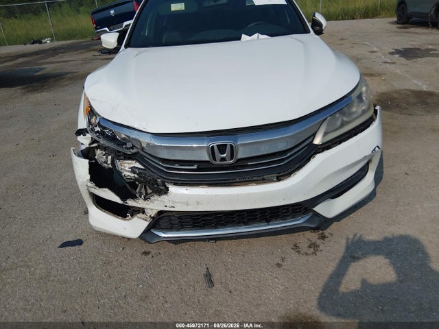 45972171 :رقم المزاد ، 1HGCR2F1XHA113900 vin ، 2017 Honda Accord Sport Se مزاد بيع