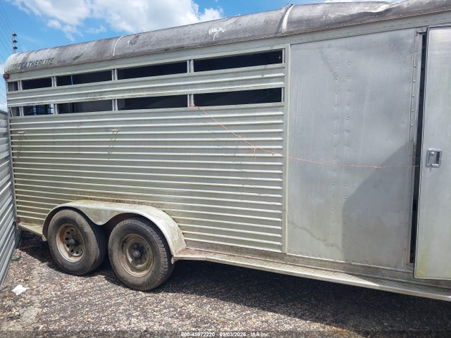 Aukcja sprzedaży 1990 Featherlite Manufacturing Trailer, vin: 1FPL18208LA612060, numer aukcji: 45972220