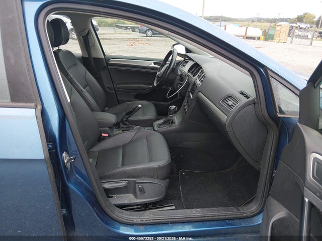 Продажа на аукционе авто 2015 Volkswagen Golf Tsi S 4-door, vin: 3VW217AUXFM019609, номер лота: 45972252