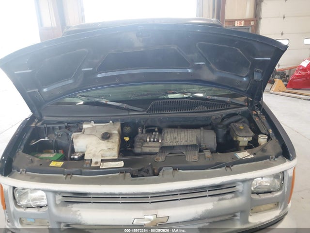 Aukcja sprzedaży 2002 Chevrolet Express, vin: 1GCHG39R621104393, numer aukcji: 45972254