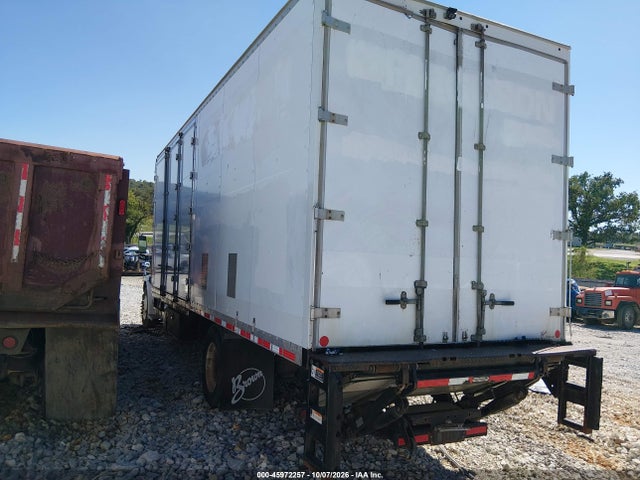 Продажа на аукционе авто 2017 Freightliner M2 106, vin: 1FVACWDU2HHJD5649, номер лота: 45972257