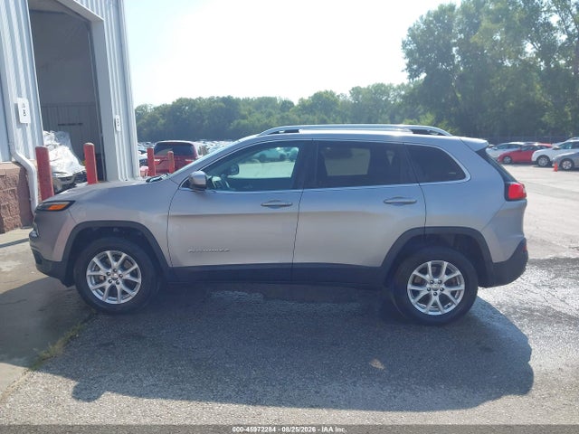 Продажа на аукционе авто 2018 Jeep Cherokee Latitude 4x4, vin: 1C4PJMCB4JD528599, номер лота: 45972284