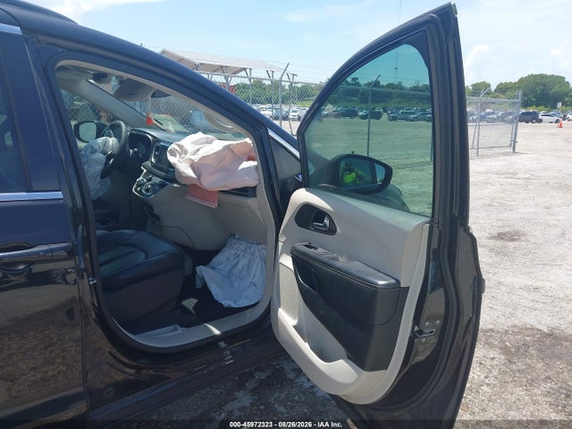 45972323 :رقم المزاد ، 2C4RC1DG6LR148840 vin ، 2020 Chrysler Voyager Lxi مزاد بيع