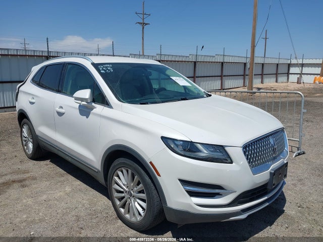 Продажа на аукционе авто 2019 Lincoln Mkc Standard, vin: 5LMCJ1D98KUL37139, номер лота: 45972336