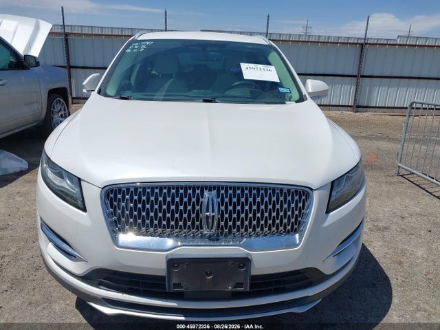 Продажа на аукционе авто 2019 Lincoln Mkc Standard, vin: 5LMCJ1D98KUL37139, номер лота: 45972336