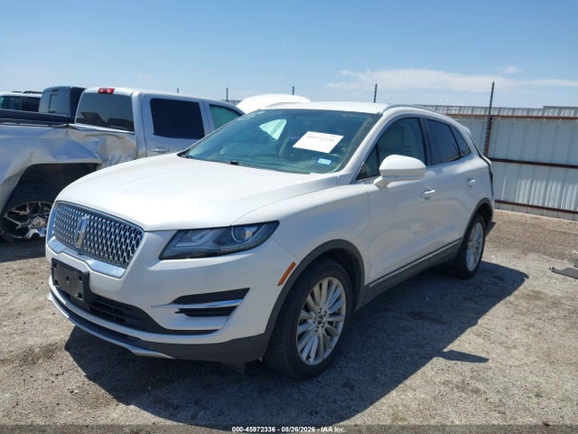 Продажа на аукционе авто 2019 Lincoln Mkc Standard, vin: 5LMCJ1D98KUL37139, номер лота: 45972336