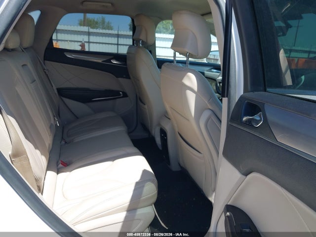 Продажа на аукционе авто 2019 Lincoln Mkc Standard, vin: 5LMCJ1D98KUL37139, номер лота: 45972336