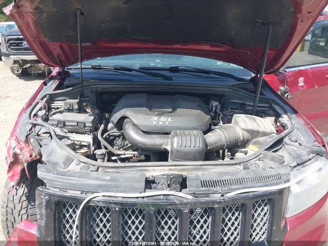 Продаж на аукціоні авто 2013 Jeep Grand Cherokee Laredo Altitude, vin: 1C4RJFAG2DC594808, номер лоту: 45972361