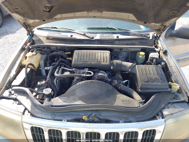 2000 Jeep Grand Cherokee Laredo მანქანა იყიდება აუქციონზე, vin: 1J4GW48N0YC106196, აუქციონის ნომერი: 45972414