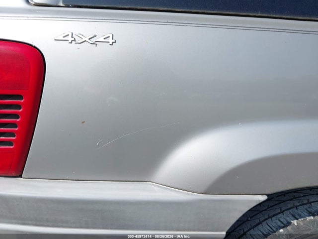 2000 Jeep Grand Cherokee Laredo მანქანა იყიდება აუქციონზე, vin: 1J4GW48N0YC106196, აუქციონის ნომერი: 45972414