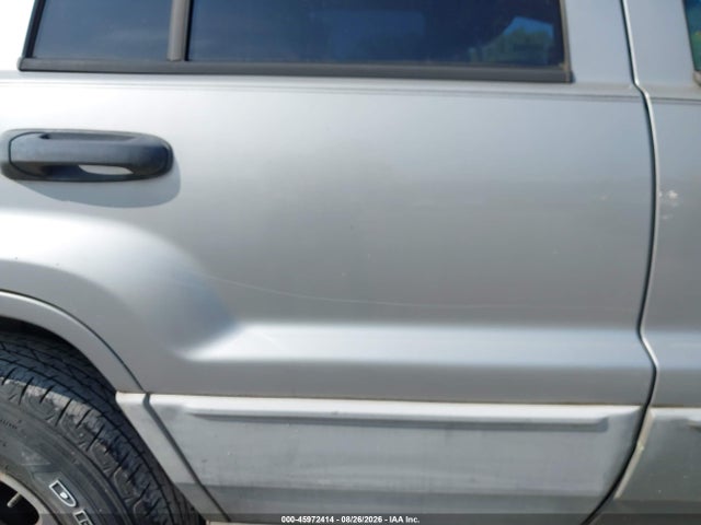 2000 Jeep Grand Cherokee Laredo მანქანა იყიდება აუქციონზე, vin: 1J4GW48N0YC106196, აუქციონის ნომერი: 45972414