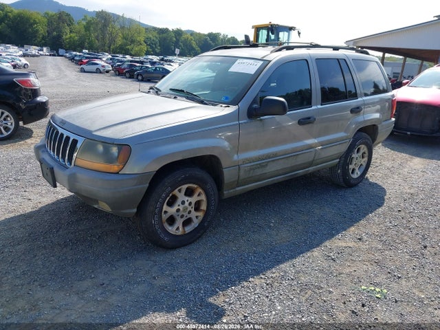 2000 Jeep Grand Cherokee Laredo მანქანა იყიდება აუქციონზე, vin: 1J4GW48N0YC106196, აუქციონის ნომერი: 45972414