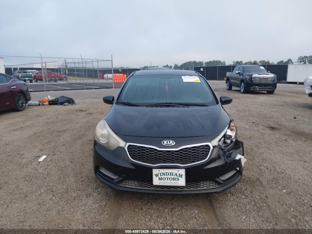 45972429 :رقم المزاد ، KNAFK4A61F5437092 vin ، 2015 Kia Forte Lx مزاد بيع