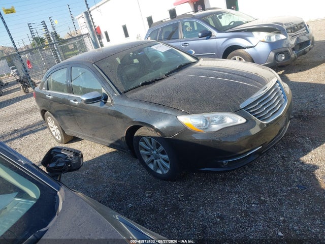 2014 Chrysler 200 Limited მანქანა იყიდება აუქციონზე, vin: 1C3CCBCG4EN198184, აუქციონის ნომერი: 45972433