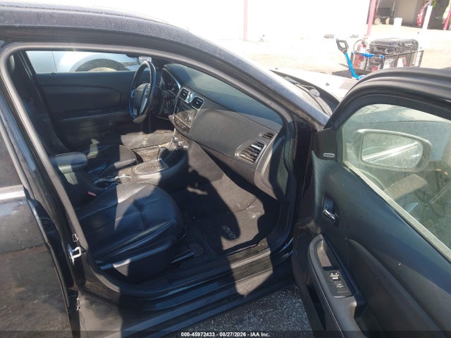 Продажа на аукционе авто 2014 Chrysler 200 Limited, vin: 1C3CCBCG4EN198184, номер лота: 45972433