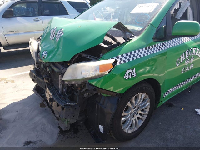 Aukcja sprzedaży 2017 Toyota Sienna Xle 8 Passenger, vin: 5TDYZ3DC9HS778711, numer aukcji: 45972474