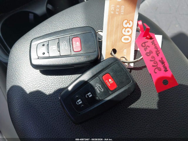 Toyota Rav4 Xle 2019 JTMP1RFV3KD019608 Image 11