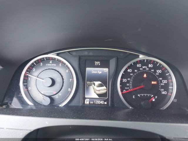 45972501 :رقم المزاد ، 4T1BF1FK0FU019411 vin ، 2015 Toyota Camry Se مزاد بيع