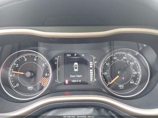 Продажа на аукционе авто 2015 Jeep Cherokee Latitude, vin: 1C4PJMCB5FW523603, номер лота: 45972503
