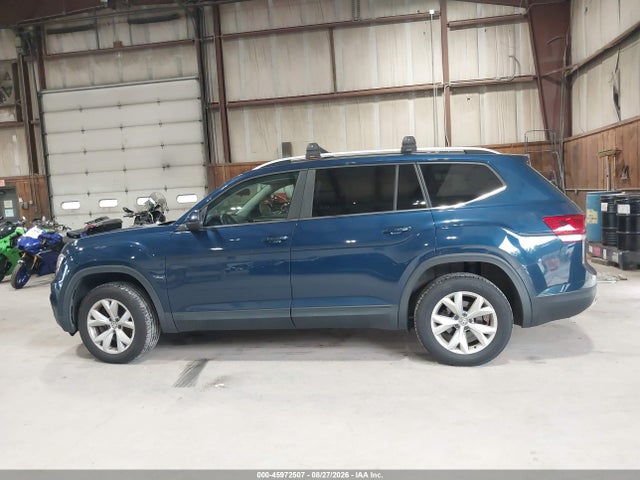 2018 Volkswagen Atlas 3.6l V6 Se მანქანა იყიდება აუქციონზე, vin: 1V2KR2CA2JC585824, აუქციონის ნომერი: 45972507