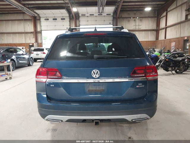 2018 Volkswagen Atlas 3.6l V6 Se მანქანა იყიდება აუქციონზე, vin: 1V2KR2CA2JC585824, აუქციონის ნომერი: 45972507