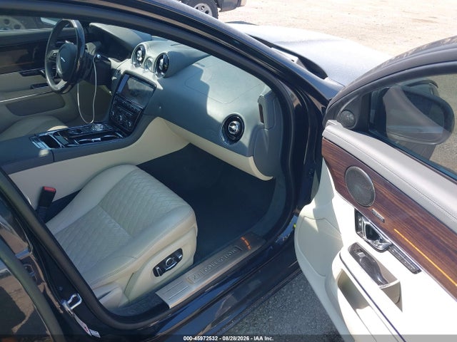 Продаж на аукціоні авто 2019 Jaguar Xj Collection/xj50 V8/xjl Supercharged, vin: SAJWA2GE0KMW22437, номер лоту: 45972532