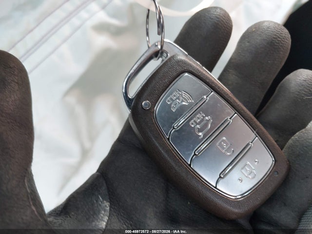 Продаж на аукціоні авто 2022 Hyundai Ioniq Plug-in Hybrid Sel, vin: KMHC75LD4NU264998, номер лоту: 45972572