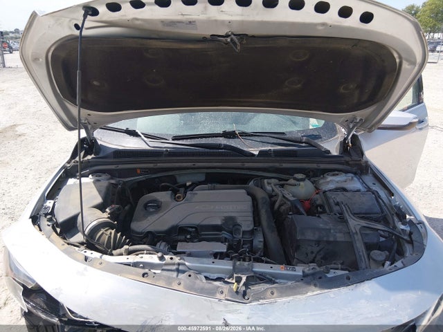 1G1ZD5STXJF130682 Chevrolet MALIBU LT
