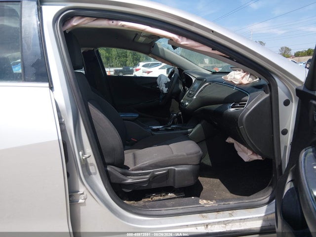 1G1ZD5STXJF130682 Chevrolet MALIBU LT