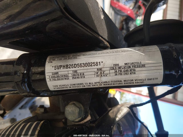 45972625 :رقم المزاد ، 5VPHB26D563002581 vin ، 2006 Victory Motorcycles Hammer مزاد بيع